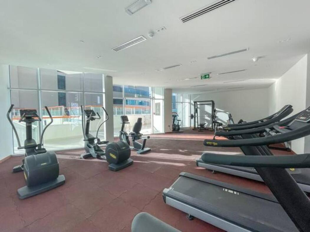 Apartment Cozy With Water Canal View In Business Bay Dubai