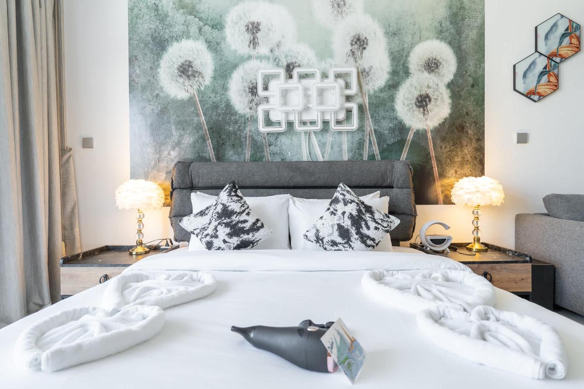 Cozy With Water Canal View In Business Bay Apartment Dubai