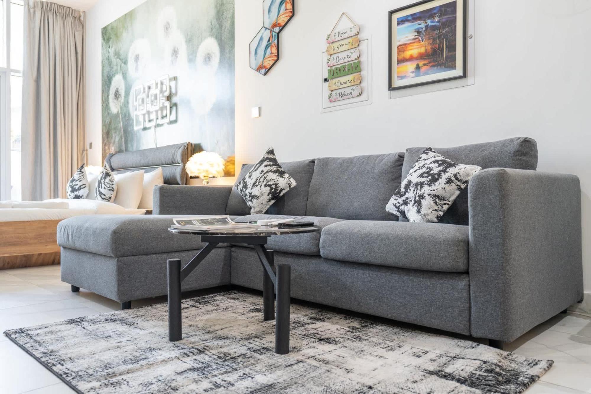 Cozy With Water Canal View In Business Bay Apartment