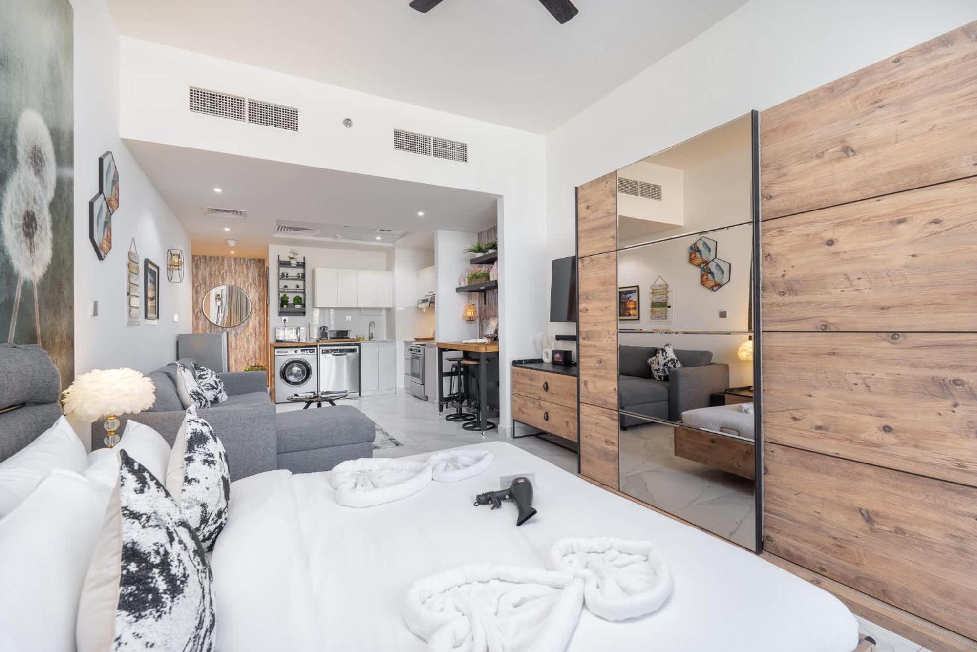 Apartment Cozy With Water Canal View In Business Bay Dubai