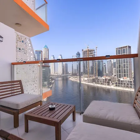 Cozy Studio With Dubai Water Canal View In Business Bay Exterior photo