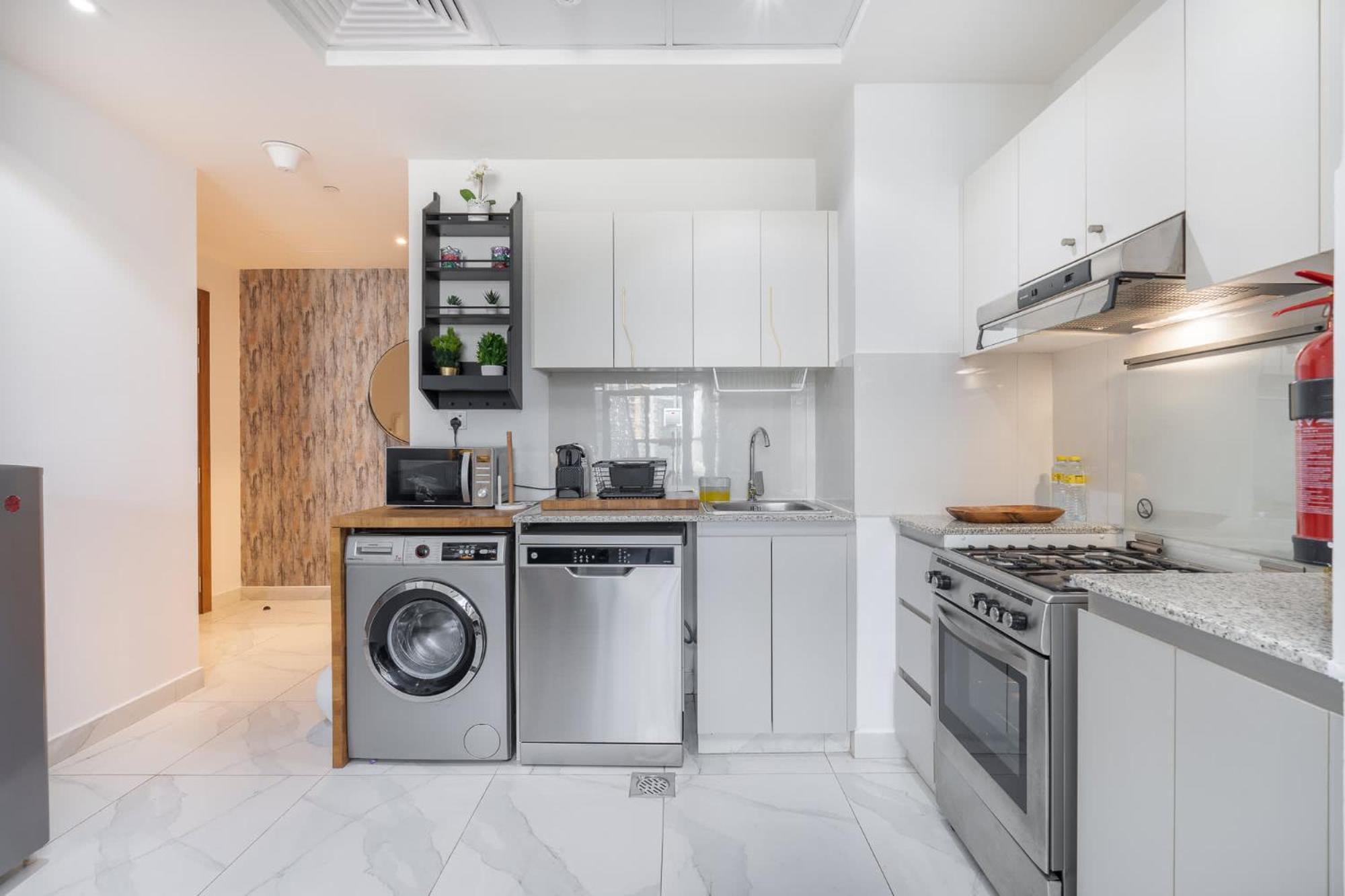 Apartment Cozy With Water Canal View In Business Bay Dubai
