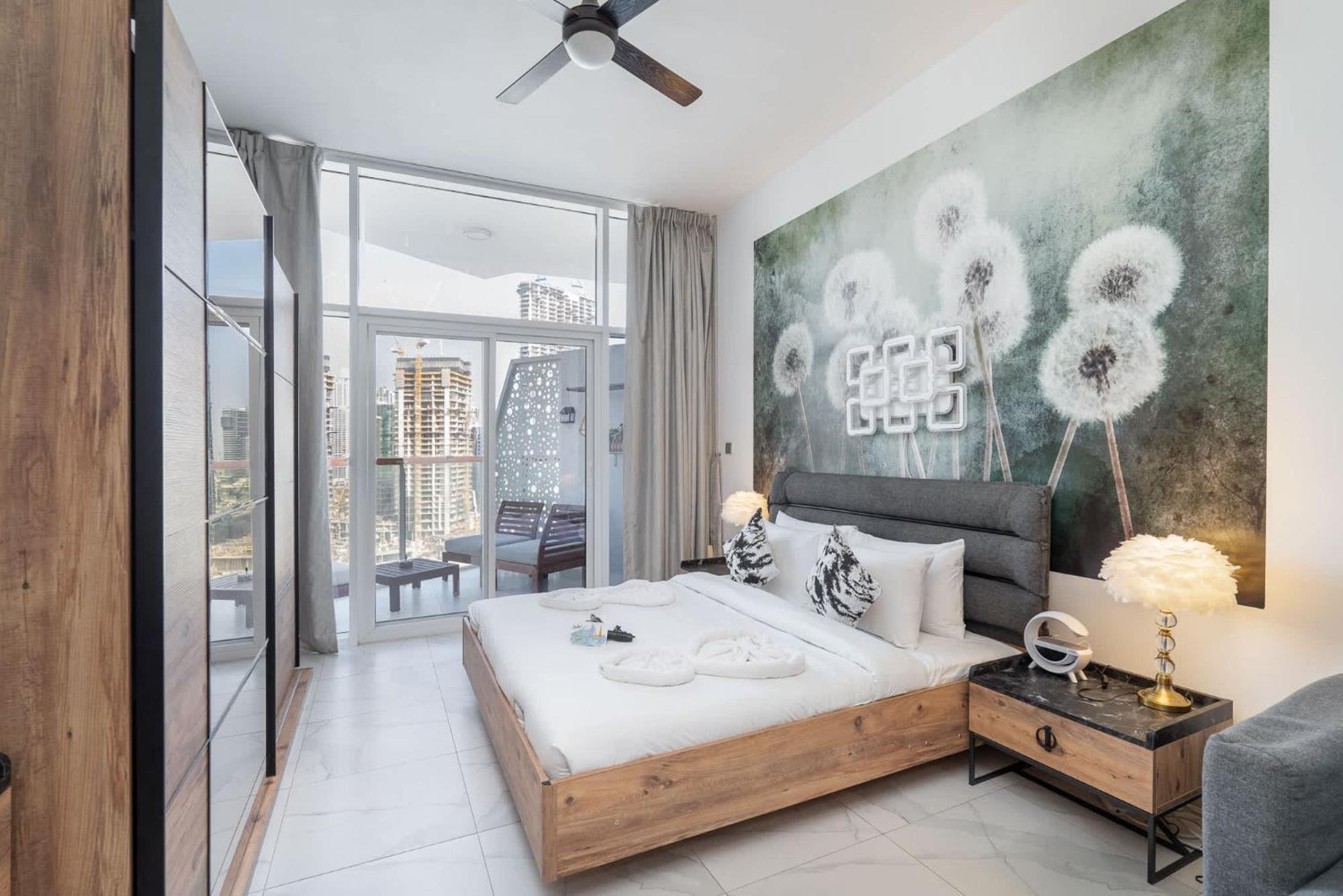 Cozy With Water Canal View In Business Bay *